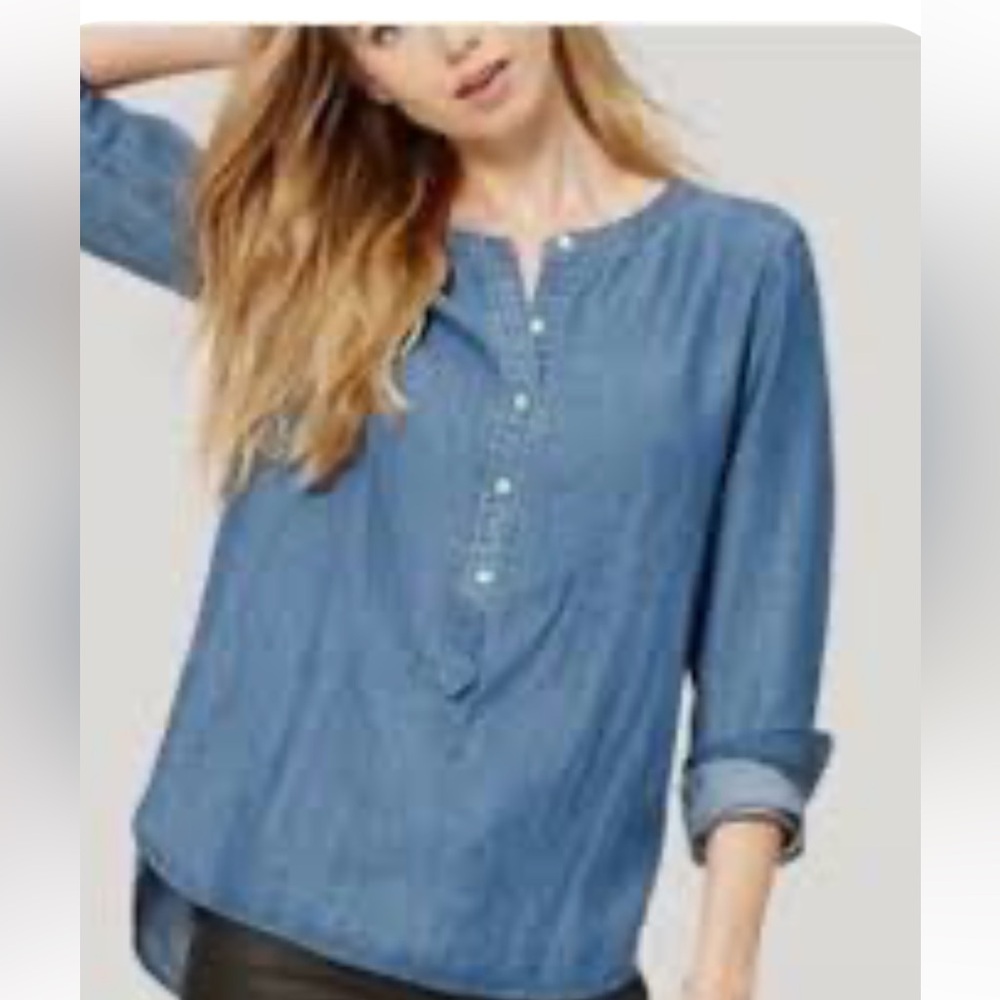 LOFT Softened Chambray Popover Shirt Size Medium